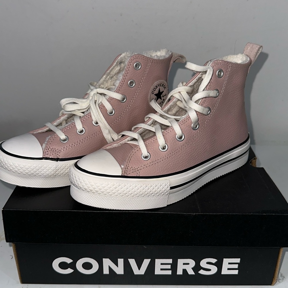 Converse Chuck Taylor all star EVA Lift HI Top Trainers Kids US Size 4